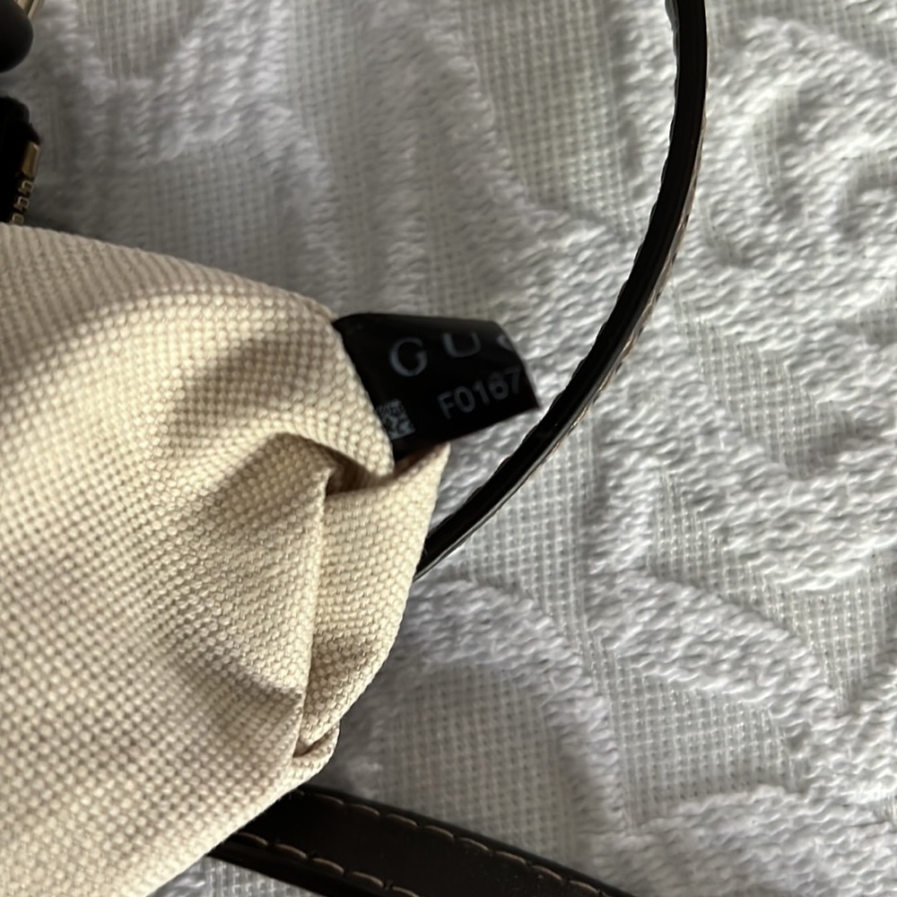 New Gucci purse with dust bag - Picture 14 of 15